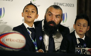 Sébastien Chabal en compagnie des fils Lomu