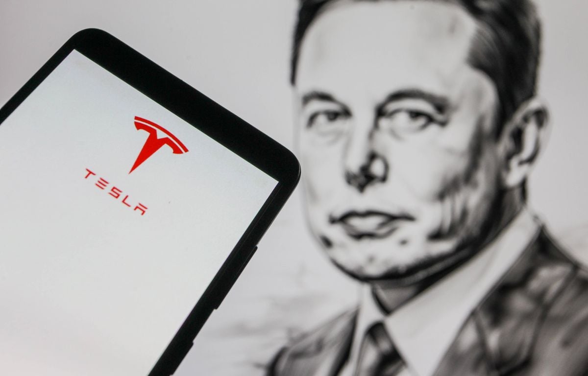 Pourquoi Tesla dépense des milliards pour garder Elon Musk à tout prix