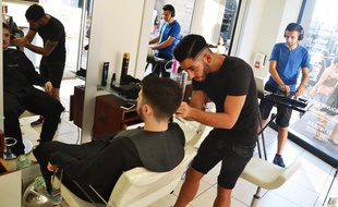 Montpellier Un Salon De Coiffure Transforme En Dancefloor