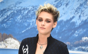 L'actrice Kristen Stewart au défilé Chanel à Paris