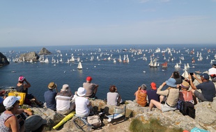 Des dizaines de milliers de personnes ont assisté aux parades des bateaux aux Fêtes maritimes de Brest 2016. Ici à Camaret-sur-Mer.