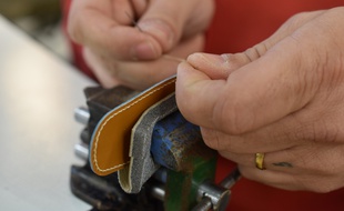 Le savoir-faire de la sellerie-garnissage.