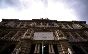 Vue générale de la Cour Suprême italienne à Rome, le 27 mars 2015