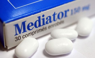 Une boîte de Mediator, médicament retiré de la vente en novembre 2009 et soupçonné d'avoir causé au moins 500 morts en France.
