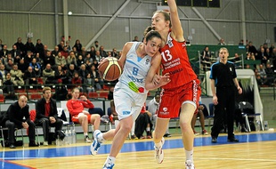 A 25 ans, l'arrière du Nantes Rezé Sarah Michel a une chance unique d'aller au Mondial en Turquie avec les Bleues.