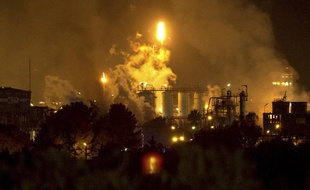 Espagne: un mort, six blessés et un disparu dans l'explosion d'une usine chimique