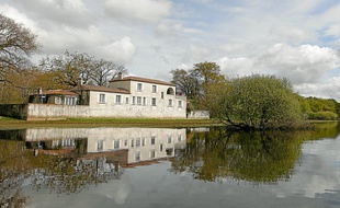 La terrasse du pavillon Guerlain offrira un panorama exceptionnel sur la zone humide.
