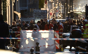 Un homme a blessé des passants sur la Canabière avant d'être abattu par la police le mardi 19 février 2019 (Photo by Boris HORVAT / AFP)