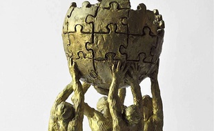 Une ville de Pologne va ériger une statue en l'honneur de l'encyclopédie en ligne Wikipédia, sculptée par Mihran Hakobyan