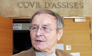 Le 20 septembre 2007, Maurice Agnelet à Aix-en-Provence. "Ca fait 37 ans que je dis que je suis innovent" a déclaré M. Agnelet lundi avant l'ouverture de son troisième procès, à Rennes, pour le meurtre d'Agnès Le Roux, mystérieusement disparue en 1977