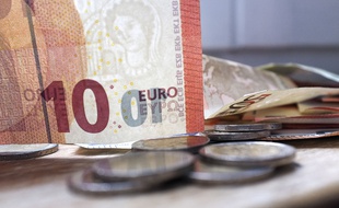 Depuis 2016, les frais de tenue de compte inactifs sont plafonnés à trente euros par an.