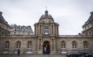 Le palais du Luxembourg, où siège le Sénat