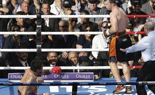 L'Australien Jeff Horn a créé la surprise en détrônant Manny Pacquiao pour décrocher le titre WBO des welters, le 2 juillet 2017 au Suncorp Stadium de Brisbane (Australie).