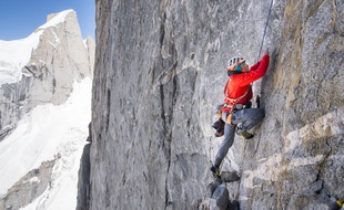 Mathieu Maynadier, ici dans une ascension l'été dernier en pleine vallée
inexplorée de Tagas au Pakistan.