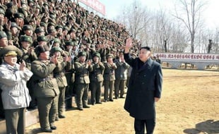 La Corée du Nord a tiré dimanche un missile de courte portée depuis sa côte orientale, dans le cadre apparent de manoeuvres, quatrième tir de ce type en deux jours, a indiqué un responsable sud-coréen.