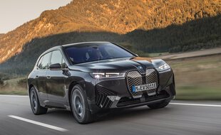BMW iX