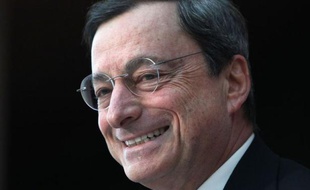Le président de la Banque centrale européenne (BCE) Mario Draghi a salué jeudi l'adoption la veille par le Parlement grec d'un nouveau plan d'économies, jugeant qu'il s'agissait d'un progrès important.