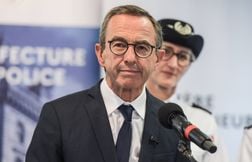 « Un racisme généralisé dans la police » ? Retailleau porte plainte contre une élue LFI