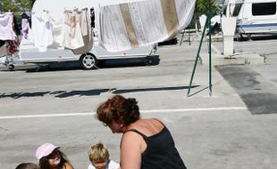 Entre les caravanes, les bambins profitent eux aussi de la fin des vacances.