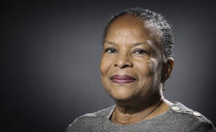 L'ancienne ministre de la Justice Christiane Taubira, originaire de Guyane, appelle au dialogue pour dénouer la crise,