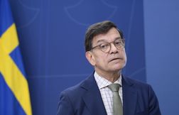 Un Suédois haut placé jugé pour avoir oublié des documents secrets