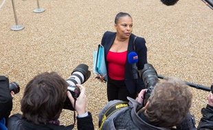 Christiane Taubira le 6 novmebre 2013 à sa sortie du Conseil des ministres.