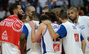 L'équipe de France de basket à Manille, le 5 juillet 2016.
