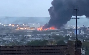 L'usine Lubrizol, classée Seveso, a pris feu dans la nuit de mercredi à jeudi à Rouen.
