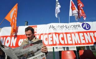 Le 10 octobre, des salariés d'Alcatel ont manifesté à Nantes contre le plan de suppression d'emplois.