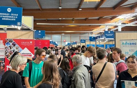 Parents, ne remplacez pas votre ado sur les salons étudiants