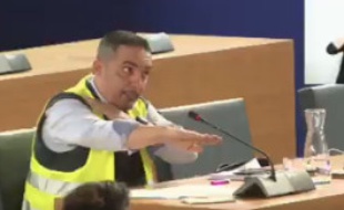 Djamel Boumaaz a fait une quenelle en plein conseil municipal de Montpellier.
