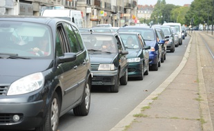 Des embouteillages en centre-ville de Nantes