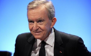 Le premier trimestre 2012 de LVMH est "en croissance sur un an" et "supérieur" au dernier trimestre de l'exercice 2011, a indiqué jeudi le PDG Bernard Arnault lors de l'assemblée générale du groupe, en redisant sa "confiance" pour les performances de LVMH sur l'ensemble de 2012.