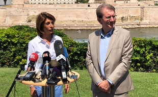 Martine Vassal a intronisé Guy Teissier, 75 ans, comme candidat de la droite à la mairie de Marseille.