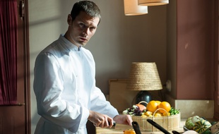Hugo Becker dans la série «Chefs».