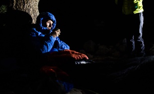 François D'Haene, ici lors de son record réalisé sur le sentier américain du John Muir Trail (359 km) en 2017.
