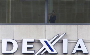 Une employée de la banque Dexia à Bruxelles (Belgique) le 30 septembre 2008