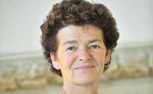 Guylaine Gouzou-Testud, adjointe en charge du développement durable à la ville de Lyon, est décédée le 21 janvier 2011 des suites d'un accident cardiaque.