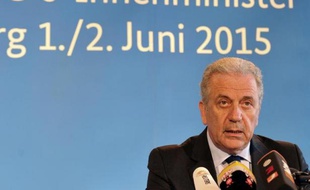 Le commissaire européen aux Affaires intérieures, Dimitris Avramopoulos, le 2 juin 2015 à Dresde