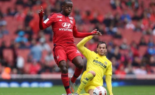 Le défenseur lyonnais Dylan Mboumbouni (21 ans), ici lors d'un match de l'Emirates Cup contre Villareal à Londres en juillet 2015.