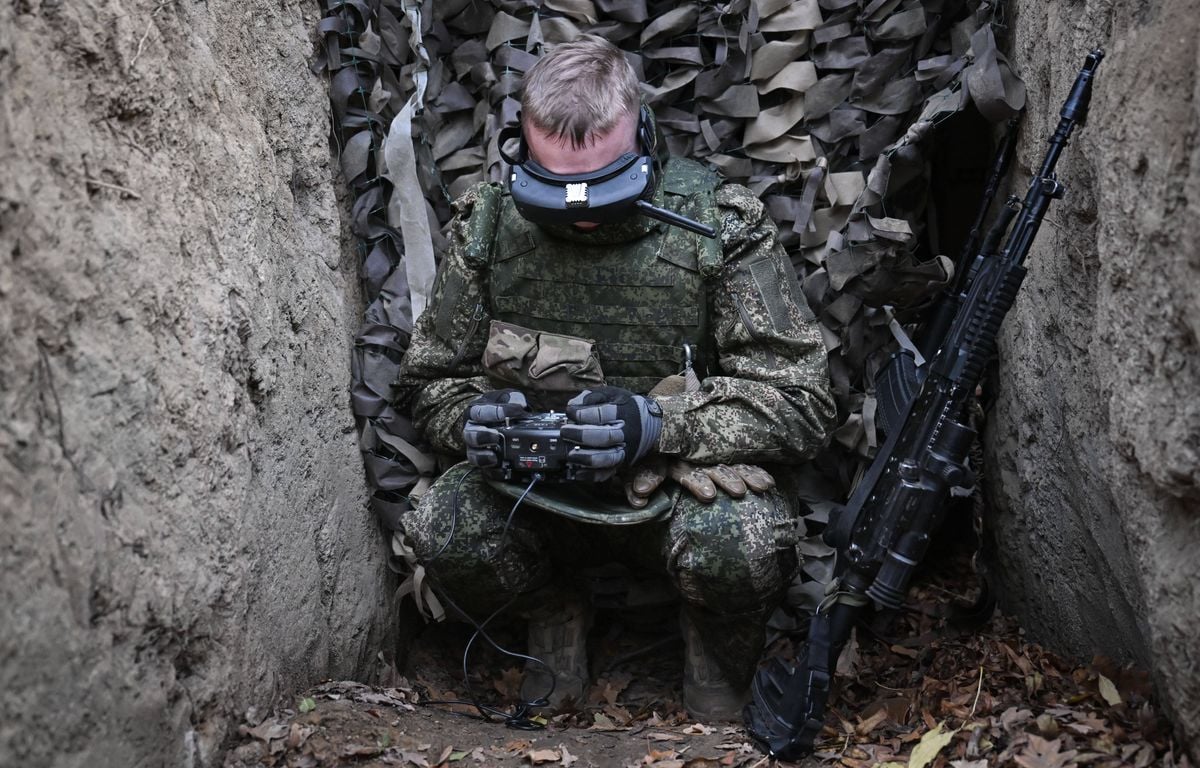 Guerre en Ukraine : L'audacieux sauvetage en robot « cercueil » d'un soldat blessé derrière les lignes russes