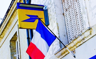 Une enseigne de La Poste.