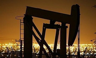 Le cours du pétrole a repris sa chute folle depuis une semaine à Wall Street (Etats-Unis).