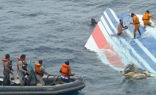 Ce lundi 8 juin, la marine brésilienne a récupéré le stabilisateur de vol de l'Airbus A330 Rio-Paris.