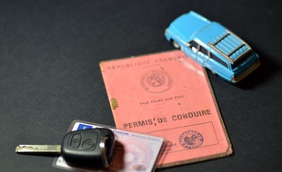 Il suffit de présenter un contrat de mission d'intérim.
