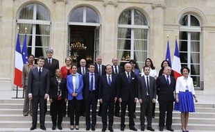 Le gouvernement Valls, le 4 avril 2014, à l'Elysée.