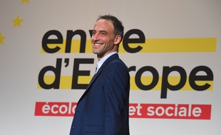 Raphaël Glucksmann à Bordeaux pour son meeting avant les européennes.