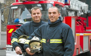 Ces deux sapeurs-pompiers de Port-Royal (14e) regrettent les appels abusifs.