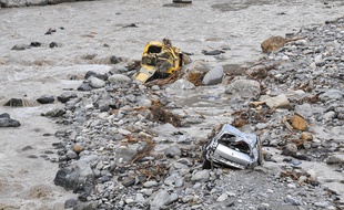 Les secouristes cherchent encore d'autres victimes
