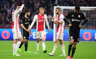 A l'image de tout l'OL, Nabil Fekir et Rachid Ghezzal n'ont vraiment pas montré leur meilleur visage mercredi à Amsterdam. Emmanuel Dunand